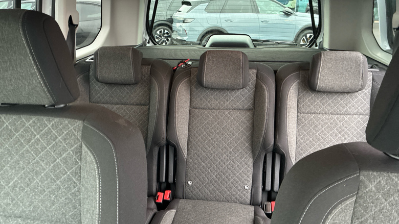 Vauxhall Combo Life 100kW Ultimate 52kWh 5dr Auto Electric Estate